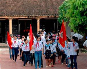 Kim Động: Nâng cao chất lượng công tác xuất bản, phát hành sách lịch sử đảng bộ các cấp