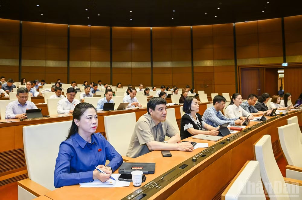 Quốc hội thảo luận dự án Luật Phát triển đô thị và các dự thảo nghị quyết quan trọng