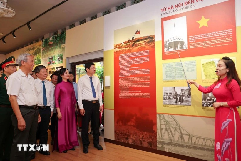 'Chiến thắng lịch sử Điện Biên Phủ-Bản hùng ca thời đại Hồ Chí Minh'