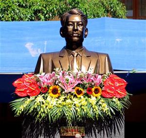 Khánh thành tượng đồng Nhà cách mạng – Liệt sỹ Tô Hiệu