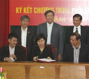 Ban Tuyên giáo Tỉnh ủy Hưng Yên: Ký kết chương trình phối hợp công tác năm 2015