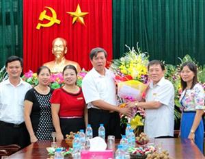 Lãnh đạo Ban Tuyên giáo Tỉnh ủy chúc mừng các sở: Tài chính; Văn hóa, Thể thao & Du lịch; Lao động - Thương binh & Xã hội nhân Kỷ niệm 70 năm Ngày truyền thống