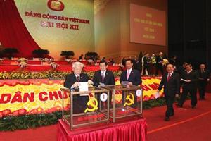 Công bố danh sách Ban Chấp hành Trung ương Đảng khóa XII