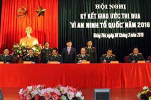 Công an 8 tỉnh ký giao ước thi đua tại Hưng Yên