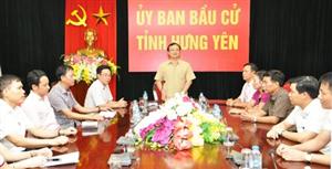 Bí thư Tỉnh ủy Đỗ Tiến Sỹ kiểm tra công tác chuẩn bị bầu cử