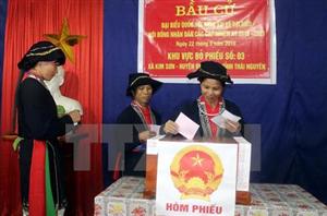 98,77% cử tri trên cả nước đã tham gia bỏ phiếu bầu cử