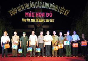 Hưng Yên thắp nến tri ân các anh hùng liệt sỹ