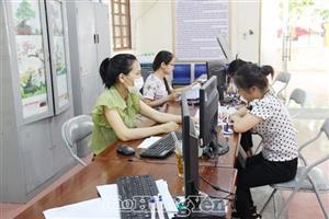 Ổn định thị trường lao động, bảo đảm sản xuất