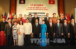 Lễ kỷ niệm 50 năm ngày thành lập ASEAN và 22 năm Việt Nam tham gia ASEAN