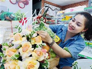 Sôi động thị trường quà tặng dịp 20.10