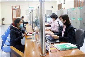 Phòng giao dịch NHCSXH huyện Kim Động: Đồng hành cùng người dân vượt khó