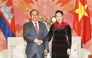 Chủ tịch QH Nguyễn Thị Kim Ngân tiếp Phó Chủ tịch Thượng viện Cam-pu-chia