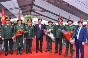 Tưng bừng ngày hội tòng quân