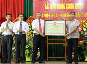 Xã Việt Hòa đón bằng công nhận đạt chuẩn nông thôn mới