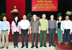 Đoàn đại biểu Quốc hội tỉnh tiếp xúc cử tri