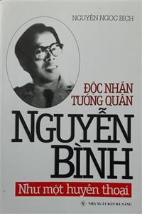 Trao tặng sách “Độc nhãn Tướng quân Nguyễn Bình như một huyền thoại”