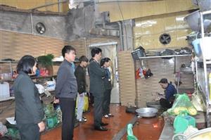 Kiểm tra an toàn thực phẩm đợt Tết Nguyên đán Quý Mão và mùa lễ hội năm 2023