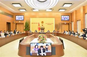 Tập trung vào các vấn đề nổi cộm được cử tri và nhân dân quan tâm