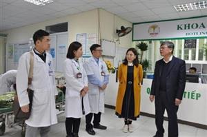 Phó Chủ tịch UBND tỉnh Nguyễn Duy Hưng kiểm tra, động viên công tác trực Tết Nguyên đán
