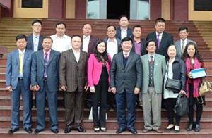 Chủ tịch UBND tỉnh Nguyễn Văn Phóng gặp mặt CLB Doanh nghiệp Hưng Yên tại thành phố Hồ Chí Minh