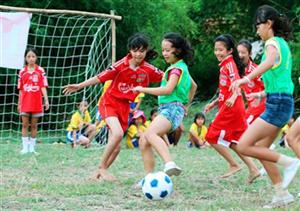 Triển khai mô hình bóng đá FFAV tại trường học trên toàn quốc