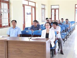 Bí thư Thị ủy Mỹ Hào Trần Thị Thanh Thủy dự sinh hoạt chuyên đề tại Chi bộ thôn Hòa Đam