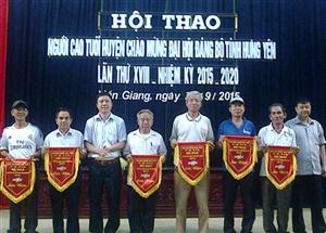 Văn Giang: Hội thao Bóng chuyền hơi Người cao tuổi