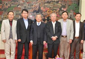 Bí thư Tỉnh ủy Nguyễn Văn Thông tiếp Tổng giám đốc công ty VAP