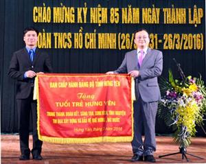 Sôi động đêm hội 