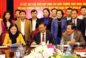 HĐND tỉnh - Ủy ban MTTQ Việt Nam tỉnh - Đoàn ĐBQH tỉnh ký kết quy chế phối hợp công tác