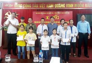 Nông dân thành phố Hưng Yên giúp nhau làm giàu, xây dựng quê hương