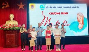 Lan tỏa chương trình “Mẹ đỡ đầu” ở thành phố Hưng Yên