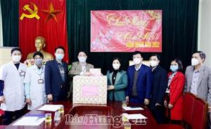 Thường trực HĐND tỉnh thăm, tặng quà Tết Nguyên đán Nhâm Dần 2022 tại một số đơn vị