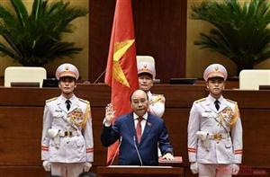 Chủ tịch nước Nguyễn Xuân Phúc tuyên thệ nhậm chức