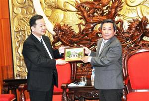 Chủ tịch UBND tỉnh Doãn Thế Cường tiếp, làm việc với đoàn công tác của tỉnh Kanagawa