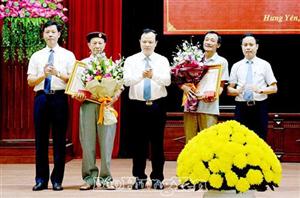 Truy tặng danh hiệu vinh dự Nhà nước “Bà mẹ Việt Nam anh hùng”