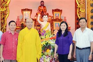 Hưng Yên: Thăm, tặng quà các chức sắc phật giáo, trẻ em có hoàn cảnh khó khăn