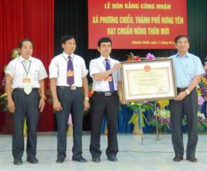 Xã Phương Chiểu đón Bằng công nhận đạt chuẩn nông thôn mới