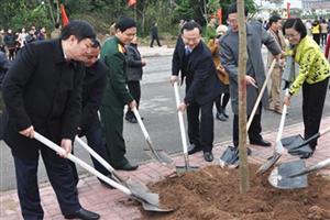 Lãnh đạo tỉnh Hưng Yên dự lễ phát động Tết trồng cây năm 2016