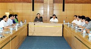 Hưng Yên: Ban Thường vụ Tỉnh ủy làm việc với Thường trực các huyện ủy, thành ủy về công tác chuẩn bị bầu cử