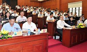 Ngày làm việc thứ hai, kỳ họp thứ tư - HĐND tỉnh khóa XVI