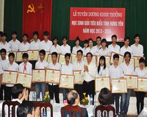 Hưng Yên: Tuyên dương, khen thưởng học sinh giỏi tiêu biểu năm học 2013 - 2014