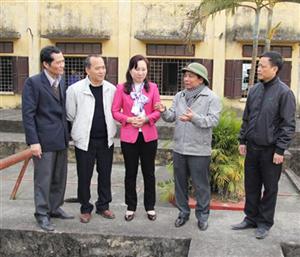 Chủ tịch UBND tỉnh Doãn Thế Cường kiểm tra công tác đổ ải