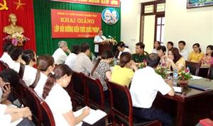 Đảng ủy Khối Doanh nghiệp tỉnh khai giảng lớp bồi dưỡng kiến thức quốc phòng cho đối tượng 4