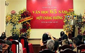 Văn học Việt Nam 65 năm một chặng đường