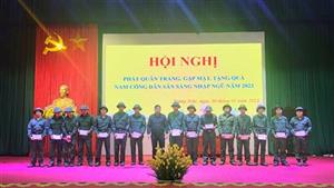 Văn Lâm: Quan tâm động viên công dân lên đường nhập ngũ