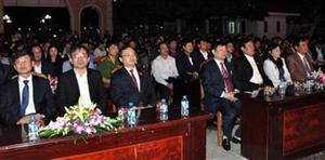 Văn nghệ chào mừng thành công Đại hội Đảng bộ tỉnh Hưng Yên lần thứ XVIII