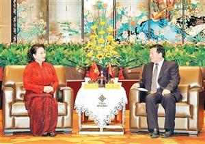 Chủ tịch Quốc hội Nguyễn Thị Kim Ngân tiếp Bí thư Tỉnh ủy Giang Tô (Trung Quốc)