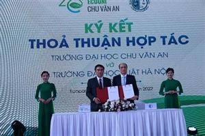 Kỷ niệm 16 năm thành lập Trường đại học Chu Văn An