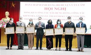 Đẩy mạnh xây dựng, chỉnh đốn Đảng và hệ thống chính trị trong sạch, vững mạnh